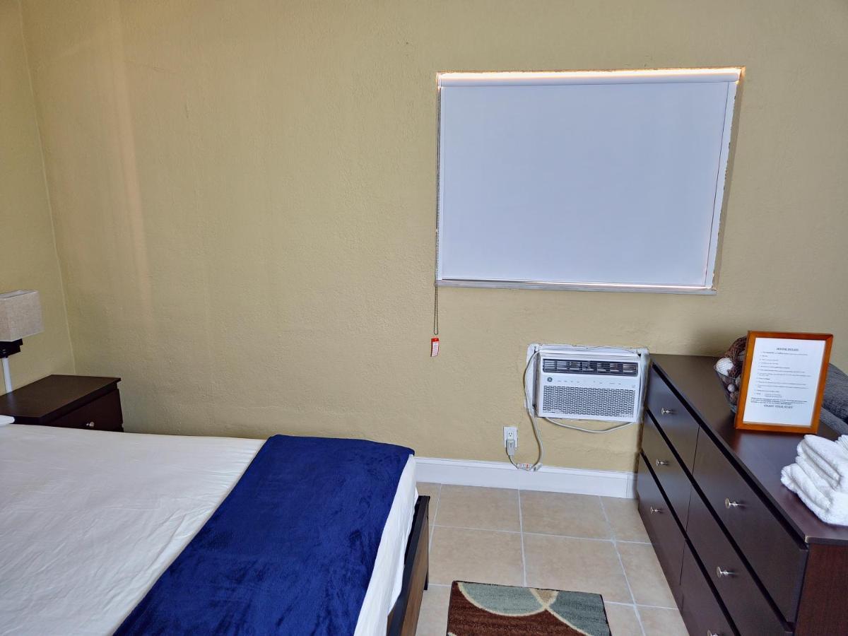 The Vacay Inn Lauderdale Lakes Екстериор снимка